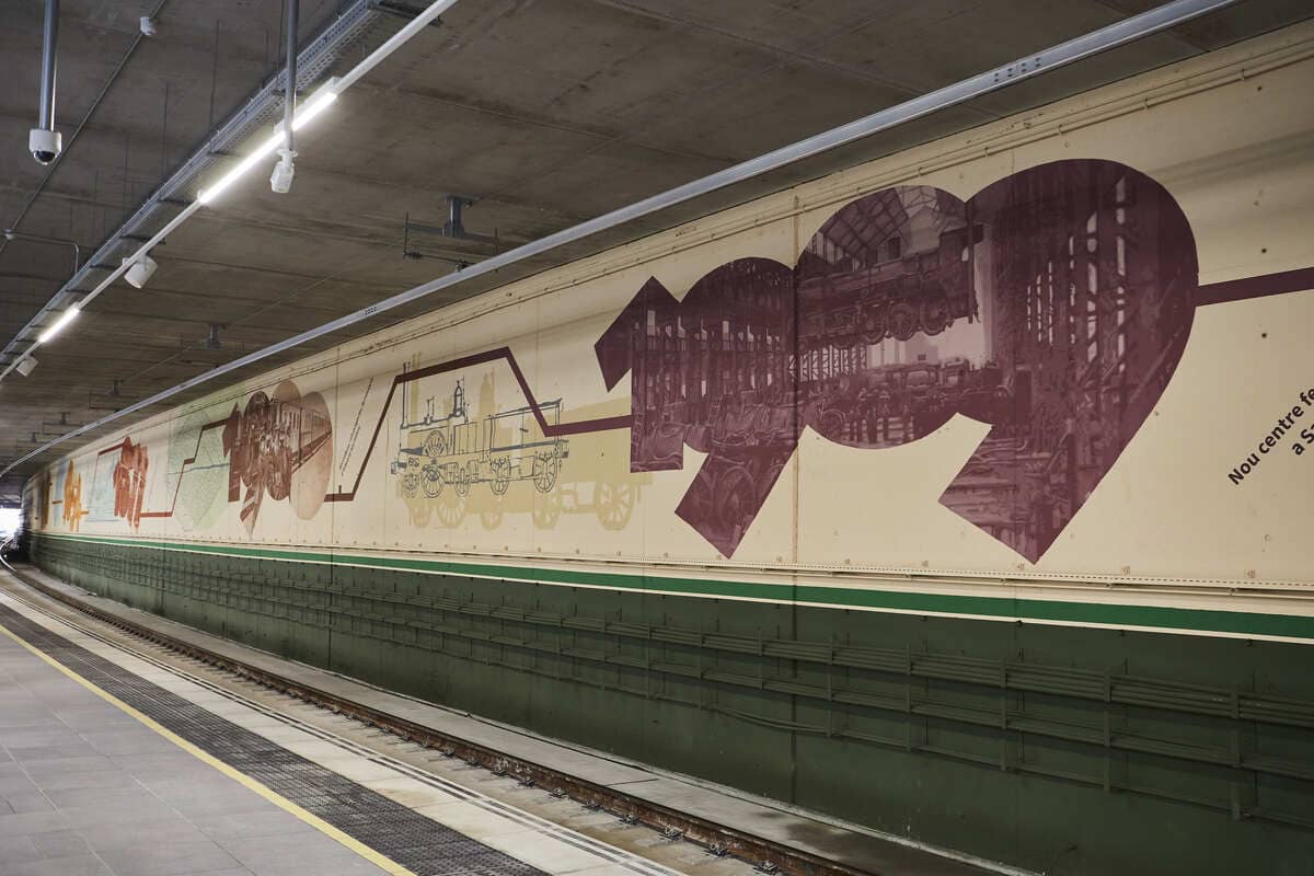 Estación de Sant Andreu, mural de arte urbano