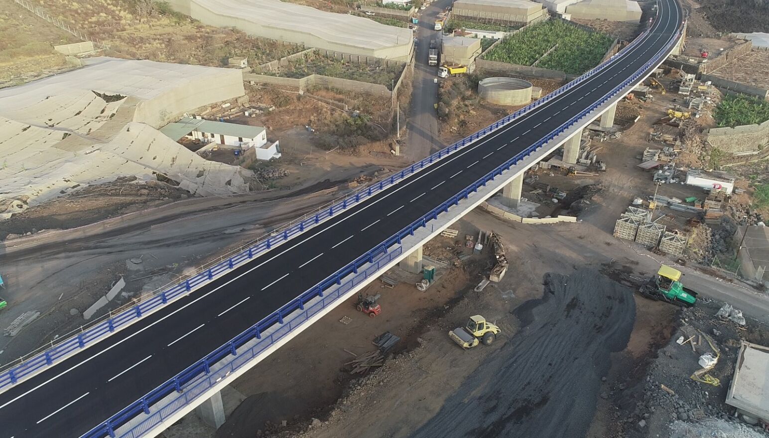 Vista aérea de las obras de construcción de la Carretera de La Palma