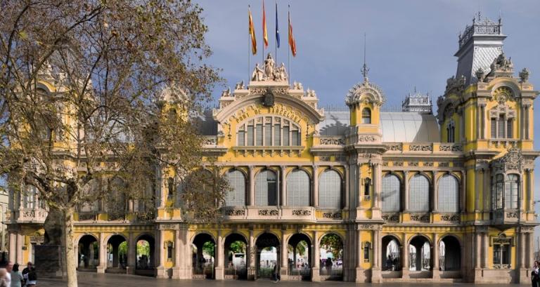 Imagen noticia: Portal de la Pau del Puerto de Barcelona - Ministerio de Transportes, Movilidad y Agenda Urbana.