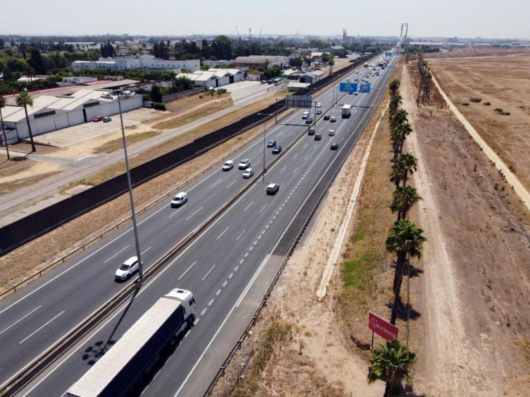 Imagen noticia: Ampliación de carril en la salida 12 margen izquierda de la Autovía SE-30 - Ministerio de Transportes, Movilidad y Agenda Urbana.