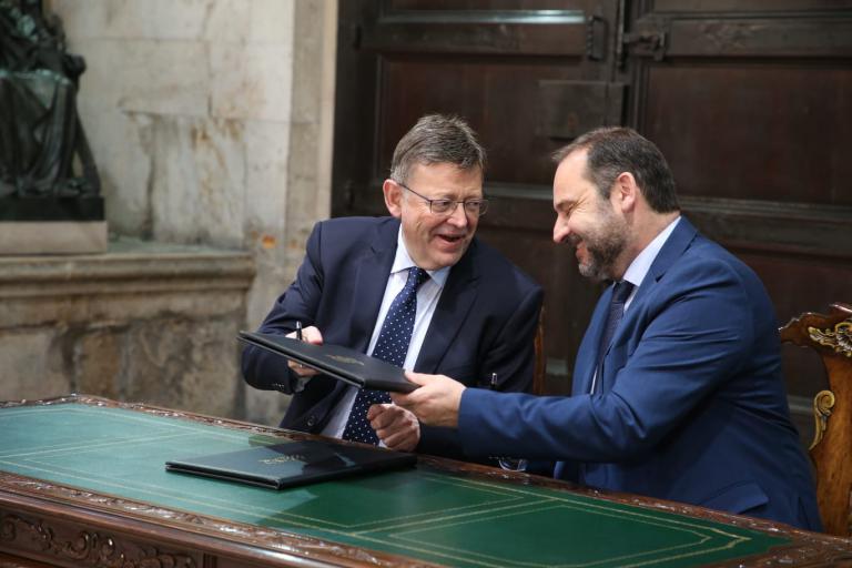 Imagen noticia: Firma del Convenio del Plan Estatal de Vivienda 2018-2021 con la Comunitat Valenciana - Ministerio de Fomento.